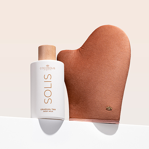 DAILY BRONZE: SOLIS Milk дава ежедневна хидратация и естествено изглеждащ тен, който се натрупва с всяко нанасяне. Self-tanning mitt е кадифена ръкавица за нанасяне, с която тенът е безупречно равномерен, без петна и ивици