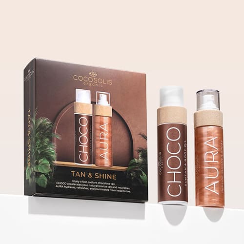 TAN & SHINE: Радвайте се на бърз, сияен шоколадов тен. CHOCO ускорява естествения бронзов тен и подхранва. AURA хидратира, освежава и озарява от глава до пети.