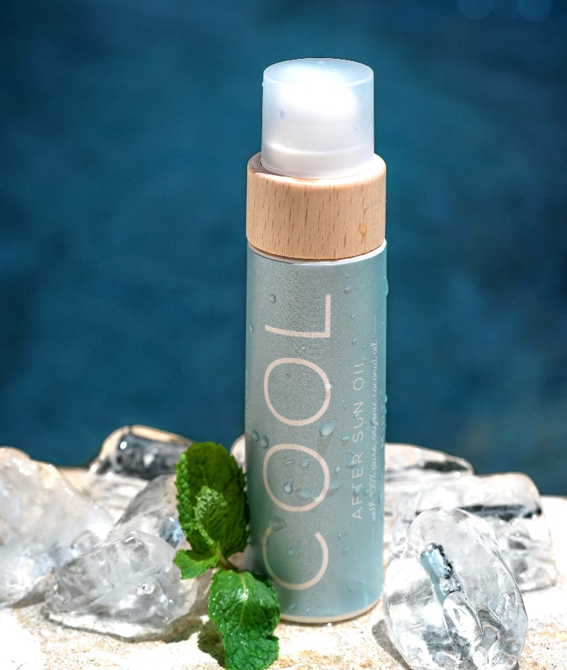 COOL After Sun Oil: After-sun oil. Revitalises and soothes. With refreshing mint.