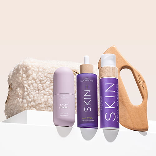 ANTI-CELLULITE THERAPY & SALTY SUNSET + GIFT: Izgladi kožu na stražnjici i bedrima i obavij je slatko-slanim mirisom. Serum SKIN+ vidljivo smanjuje celulit uz 4 aktivna sastojka u maksimalnoj koncentraciji. Suho ulje SKIN Anti-cellulite, naneseno masažerom BODY GUA SHA, pojačava anticelulitni učinak i oblikuje konture tijela. SALTY SUNSET je mist za tijelo i kosu sa slatko-slanim mirisom pistacije, karamele i soli. Cloud Pouch je naš poklon: pahuljasti dragulj u vašoj kolekciji kozmetičkih torbica.