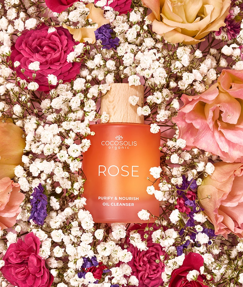 ROSE Purify & Nourish Oil Cleanser: Olio viso detergente con proprietà rigeneranti e nutrienti. Con Rosa damascena assoluta.