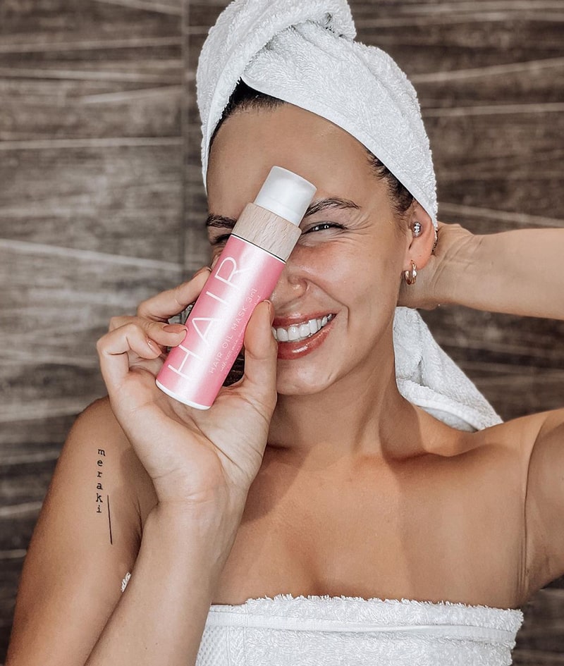 HAIR Oil Mask 3in1: Φυσικό λάδι μάσκα μαλλιών 3σε1 για εντατική θρέψη και αποκατάσταση των μαλλιών.