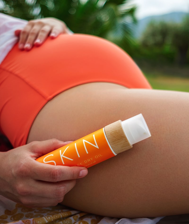 SKIN Stretch Mark Dry Oil: Aceite seco contra las estrías. También es adecuado para pieles deshidratadas y envejecidas.