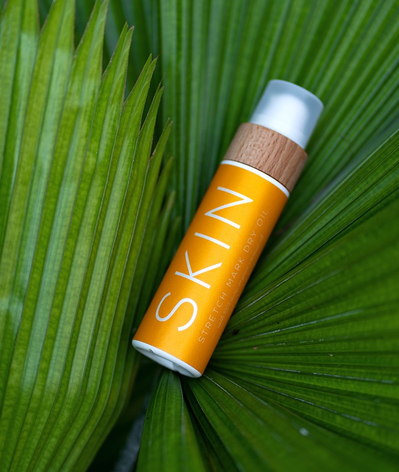 SKIN Stretch Mark Dry Oil: Aceite seco contra las estrías. También es adecuado para pieles deshidratadas y envejecidas.