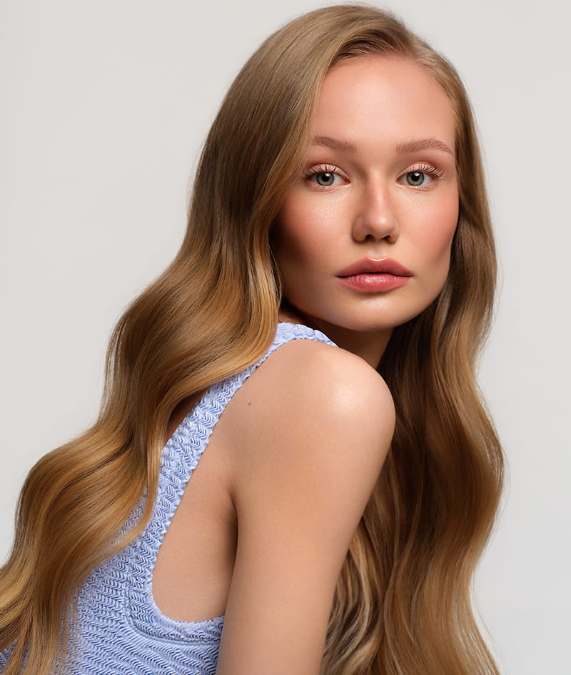 DRY HAIR THERAPY: Die Ölmaske HAIR nährt tiefenwirksam mit einem Mix aus sieben Bio-Ölen. Der Leave-in-Conditioner ONE bringt 12 Vorteile für das Haar und ersetzt deine aufwendige Pflegeroutine. Das Duo wirkt bei: trockenem, strapaziertem oder behandeltem Haar, schwieriges Kämmen, Frizz, feinem Haar ohne Volumen, Spliss und Verlust des Glanzes.