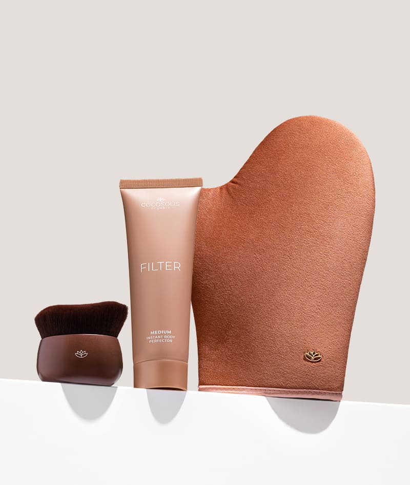 FILTER COMBO: MEDIUM: La combinación perfecta para una piel impecable cuando quieras. La crema corporal FILTER en tono medio unifica el tono al instante, difumina las pequeñas imperfecciones, aporta un brillo sutil y un bronceado dorado. Con el guante de terciopelo SELF-TANNING MITT la aplicas uniformemente en las zonas grandes como los muslos, la espalda y el torso. Con la brocha ultra suave prémium BLENDING BRUSH la aplicas con precisión en las zonas pequeñas como el escote, los brazos y los tobillos.