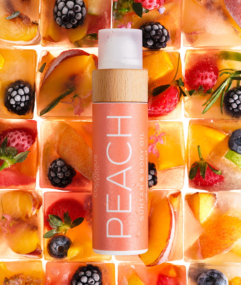 JUICY GLOW: PEACH accelerează procesul de bronzare și vă învăluie pielea într-un parfum irezistibil de piersică. NUDE iluminează delicat din cap până în picioare, hidratând în același timp cu o bogăție de peptide.