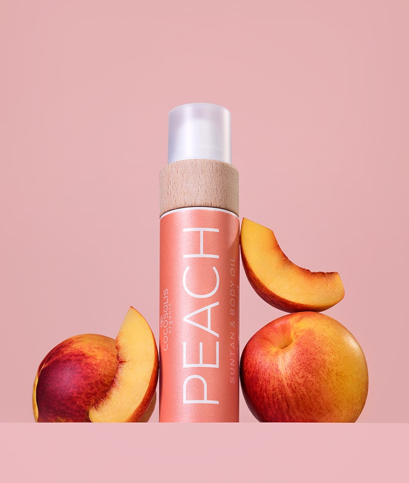 JUICY GLOW: PEACH ускорява натрупването на тен и придава неустоим аромат на праскова. AURA нежно озарява от глава до пети и хидратира с богатство от пептиди.