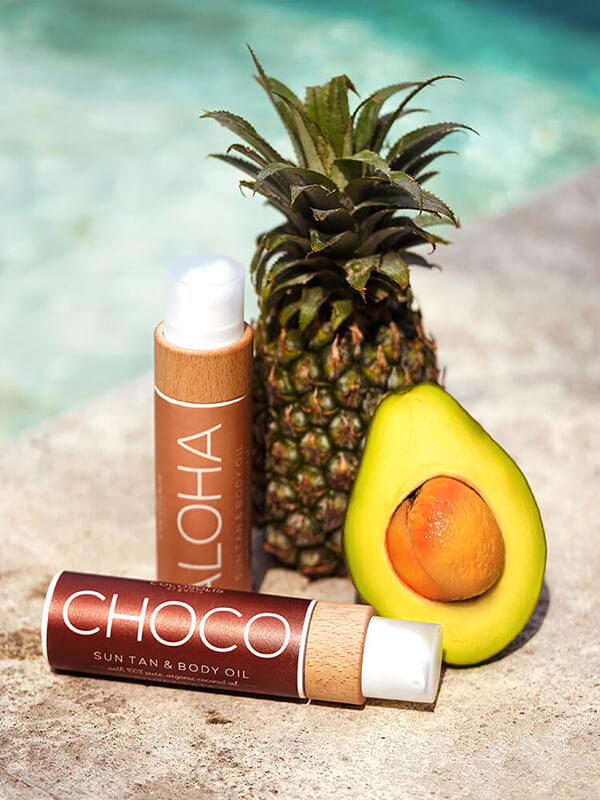 CHOCO Suntan & Body Oil: Huile biologique pour un bronzage couleur chocolat et une peau hydratée et radieuse au quotidien.