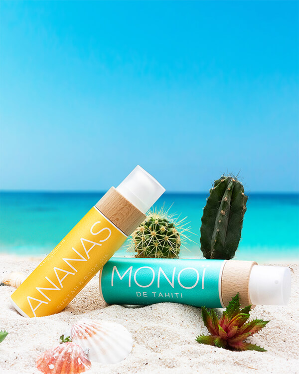 MONOI Suntan & Body Oil: Huile bio au monoï de Tahiti pour un bronzage rapide et intense et une peau hydratée et éclatante. A l’arôme exotique et floral de fleur de Tiaré