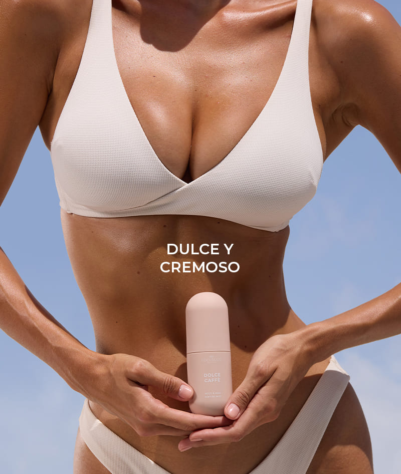 DOLCE CAFFÈ Body & Hair Peptide Mist: Bruma hidratante con péptidos para el cuerpo y el cabello. Trae la sensación de una mañana soleada con aroma a café, vainilla y caramelo.
